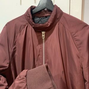 ZARA bomber Jacket (light puffy)